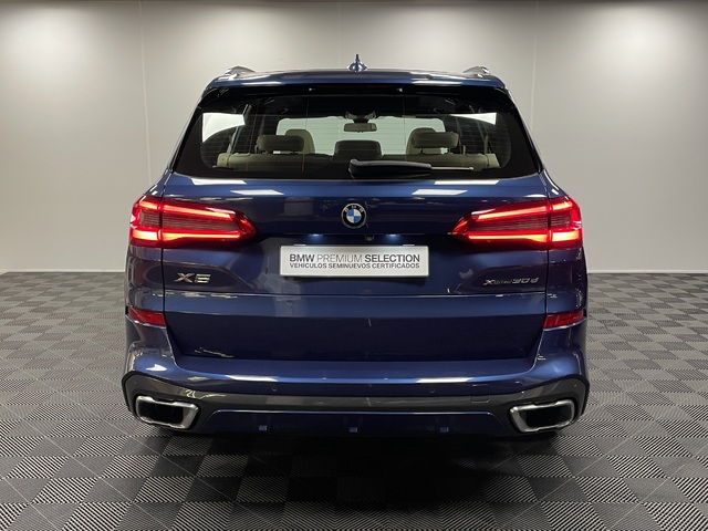 BMW X5 xDrive30d color Azul. Año 2019. 195KW(265CV). Diésel. En concesionario Maberauto de Castellón