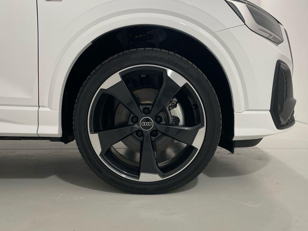 Audi Q2 35 TDI - 16