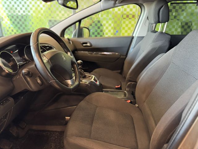 Peugeot 5008 2.0 BlueHDi Allure 110 kW (150 CV)