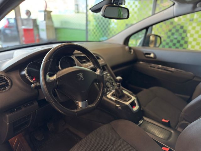 Peugeot 5008 2.0 BlueHDi Allure 110 kW (150 CV)