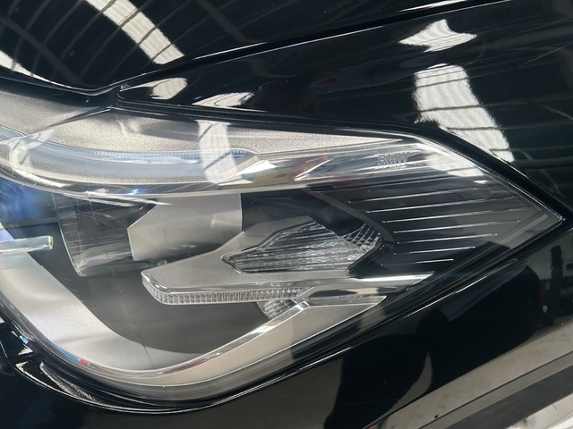 BMW X1 sDrive18d color Negro. Año 2017. 110KW(150CV). Diésel. En concesionario GANDIA Automoviles Fersan, S.A. de Valencia