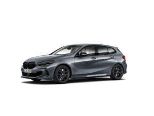 Fotos de BMW Serie 1 M135i color Gris. Año 2024. 225KW(306CV). Gasolina. En concesionario Celtamotor Lalín de Pontevedra