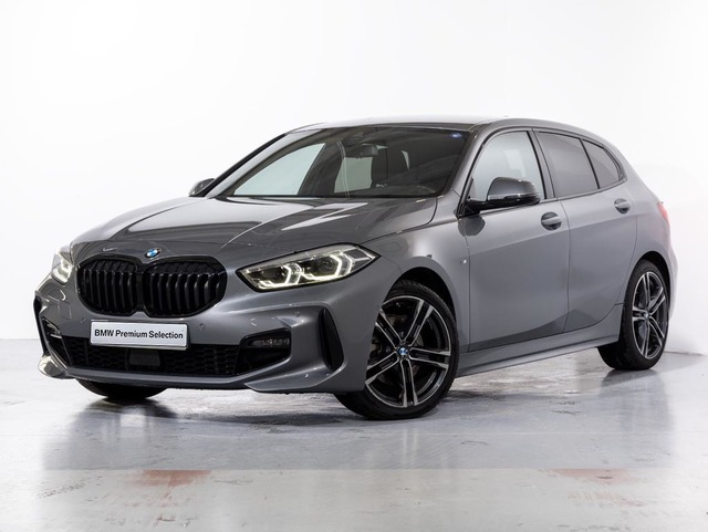 BMW Serie 1 118i color Gris. Año 2024. 103KW(140CV). Gasolina. En concesionario Oliva Motor Girona de Girona