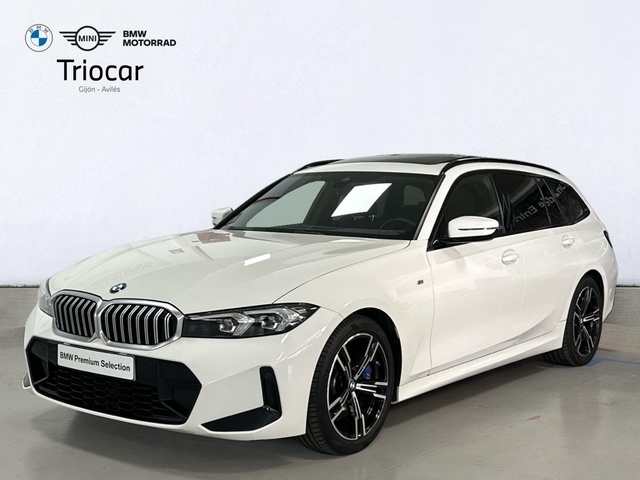 BMW Serie 3 320d Touring color Blanco. Año 2022. 140KW(190CV). Diésel. En concesionario Triocar Gijón (Bmw y Mini) de Asturias