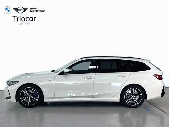 BMW Serie 3 320d Touring color Blanco. Año 2022. 140KW(190CV). Diésel. En concesionario Triocar Gijón (Bmw y Mini) de Asturias