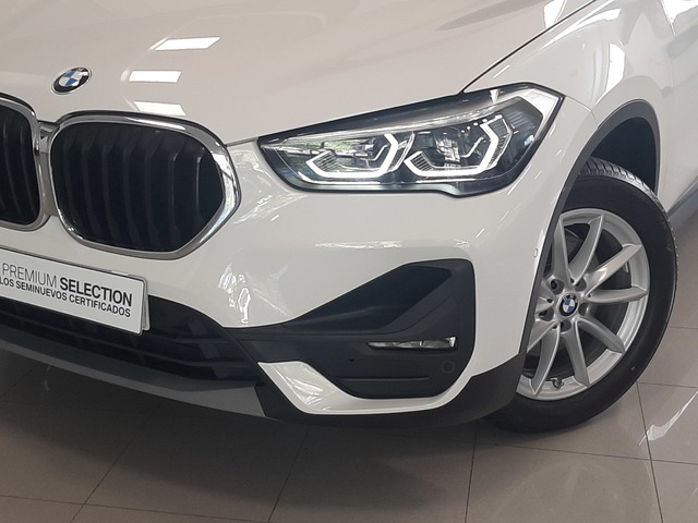 BMW X1 sDrive18d color Blanco. Año 2019. 110KW(150CV). Diésel. En concesionario Automoviles Bertolin S.L. de Valencia