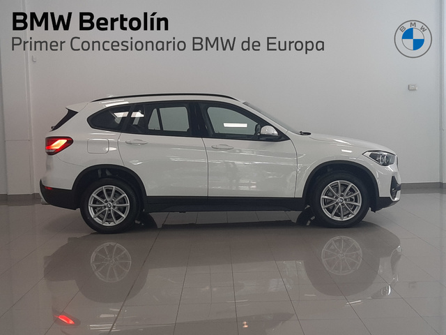 BMW X1 sDrive18d color Blanco. Año 2019. 110KW(150CV). Diésel. En concesionario Automoviles Bertolin S.L. de Valencia
