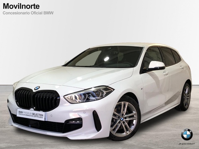 BMW Serie 1 118d color Blanco. Año 2023. 110KW(150CV). Diésel. En concesionario Movilnorte El Plantio de Madrid