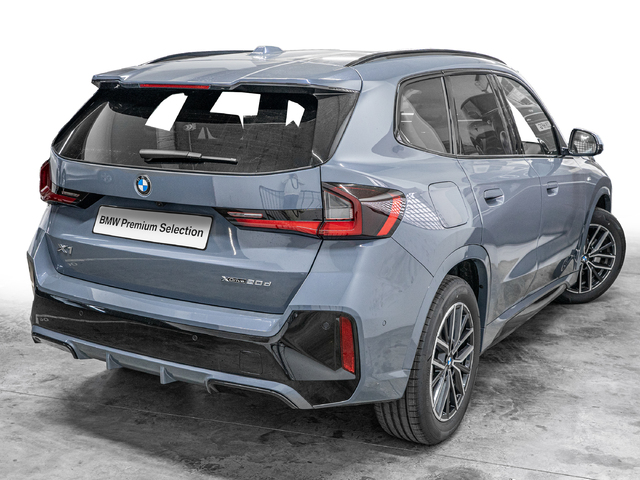 BMW X1 xDrive20d color Gris. Año 2025. 120KW(163CV). Diésel. En concesionario Caetano Cuzco, Alcalá de Madrid