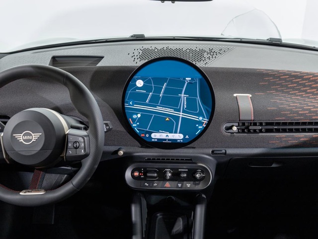 fotoG 24 del MINI MINI 3 Puertas Cooper SE 160 kW (218 CV) 218cv Eléctrico del 2024 en Girona