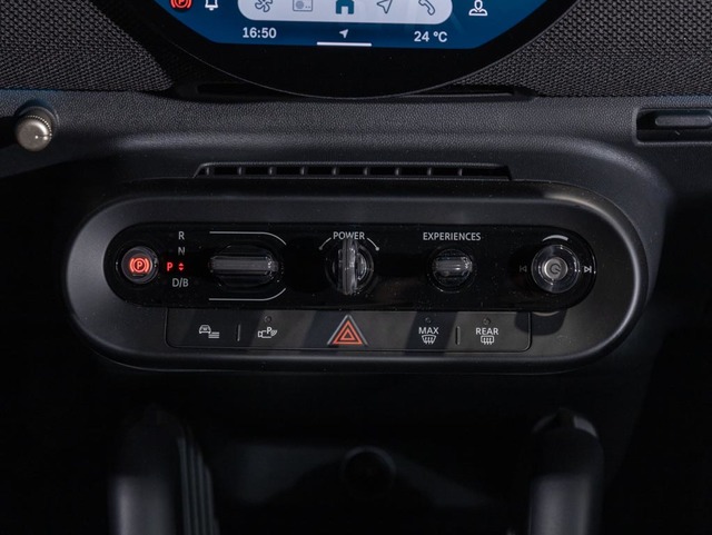 fotoG 26 del MINI MINI 3 Puertas Cooper SE 160 kW (218 CV) 218cv Eléctrico del 2024 en Girona