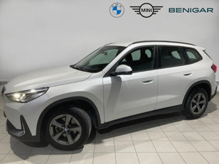 Fotos de BMW X1 sDrive18d color Blanco. Año 2023. 110KW(150CV). Diésel. En concesionario Hispamovil Elche de Alicante