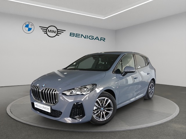 BMW Serie 2 218i Active Tourer color Gris. Año 2024. 100KW(136CV). Gasolina. En concesionario FINESTRAT Automoviles Fersan, S.A. de Alicante