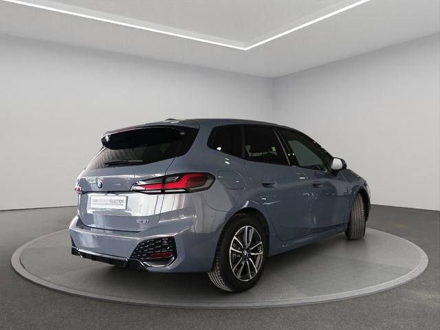 BMW Serie 2 218i Active Tourer color Gris. Año 2024. 100KW(136CV). Gasolina. En concesionario FINESTRAT Automoviles Fersan, S.A. de Alicante
