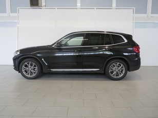 Fotos de BMW X3 xDrive20d color Negro. Año 2020. 140KW(190CV). Diésel. En concesionario Lugauto S.A. de Lugo