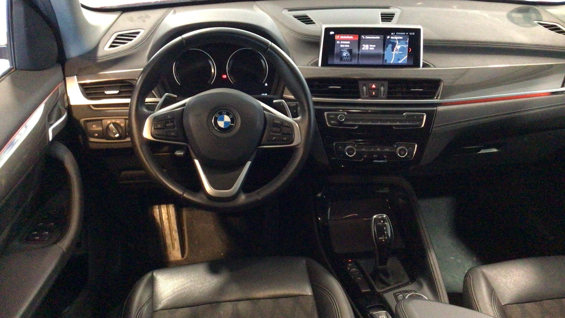 BMW X1 sDrive18d color Naranja. Año 2020. 110KW(150CV). Diésel. En concesionario BYmyCAR Madrid - Alcalá de Madrid