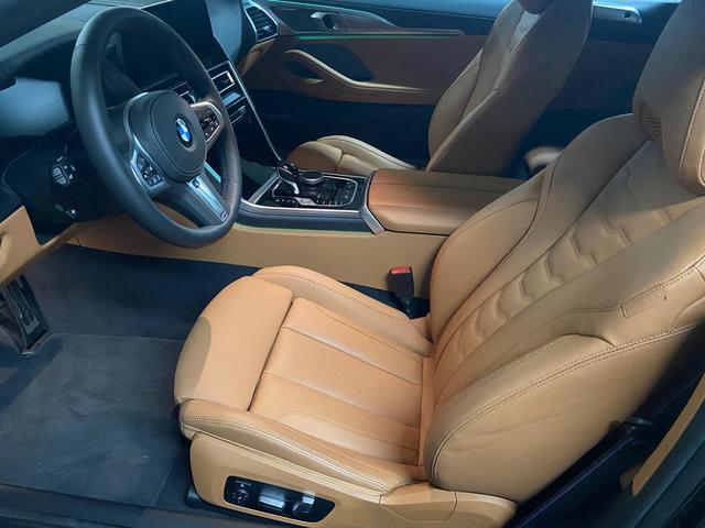 BMW Serie 8 840i Cabrio color Negro. Año 2024. 250KW(340CV). Gasolina. En concesionario BYmyCAR Madrid - Alcalá de Madrid