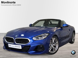 Fotos de BMW Z4 sDrive20i Cabrio color Azul. Año 2024. 145KW(197CV). Gasolina. En concesionario Movilnorte El Carralero de Madrid