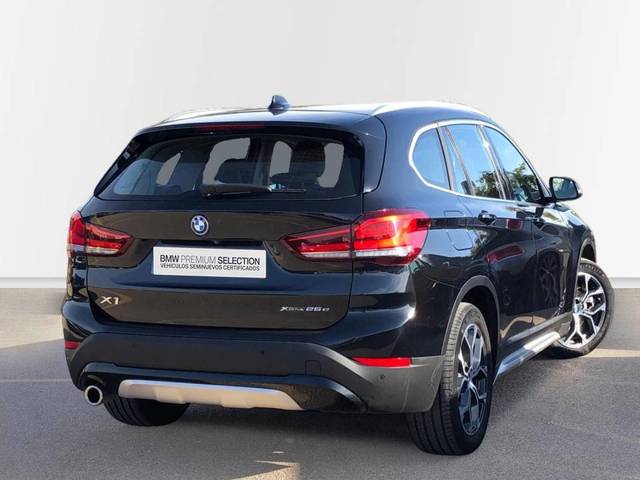 BMW X1 xDrive25e color Negro. Año 2022. 162KW(220CV). Híbrido Electro/Gasolina. En concesionario Proa Premium Palma de Baleares