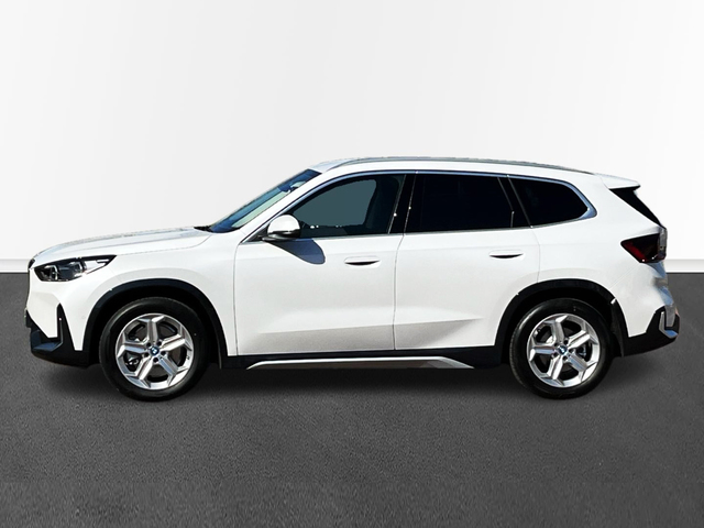 Foto 3 BMW iX1 xDrive30 230 kW (313 CV)