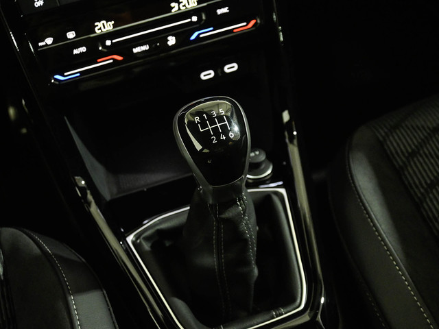 Volkswagen T-Cross R-Line 1.0 TSI 85 kW (116 CV) 19