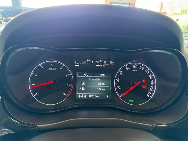 Opel Corsa 1.4 Design Line Auto 66 kW (90 CV)