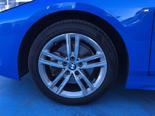 BMW Serie 1 118i color Azul. Año 2022. 103KW(140CV). Gasolina. En concesionario Grünblau Motor (Bmw y Mini) de Cantabria