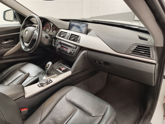 BMW Serie 3 320d Gran Turismo color Blanco. Año 2015. 135KW(184CV). Diésel. En concesionario Autoberón de La Rioja
