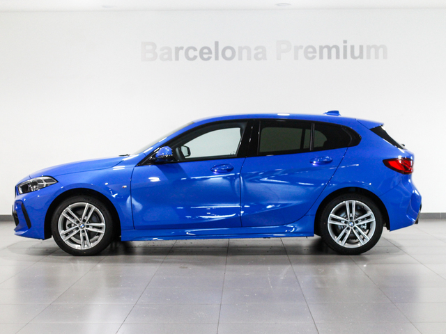 BMW Serie 1 116d color Azul. Año 2019. 85KW(116CV). Diésel. En concesionario Barcelona Premium -- GRAN VIA de Barcelona