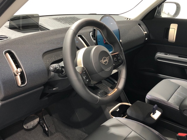 fotoG 17 del MINI MINI Countryman D 120 kW (163 CV) 163cv Diésel del 2024 en Madrid