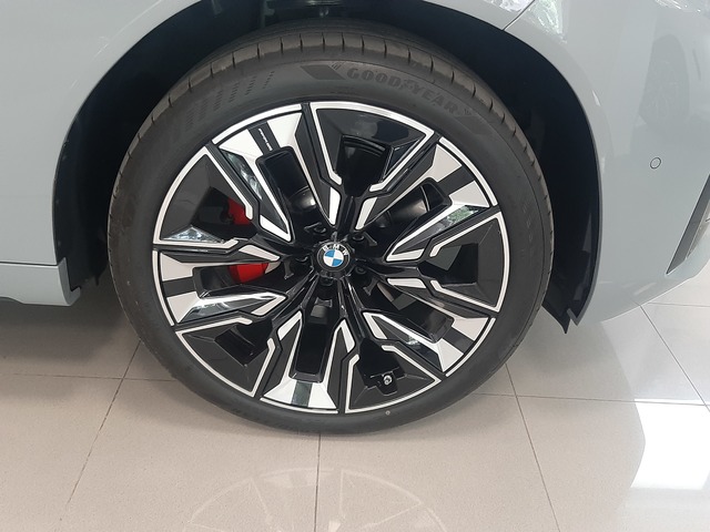 BMW X3 xDrive20d color Gris. Año 2025. 145KW(197CV). Diésel. En concesionario Automoviles Bertolin, S.L. de Valencia