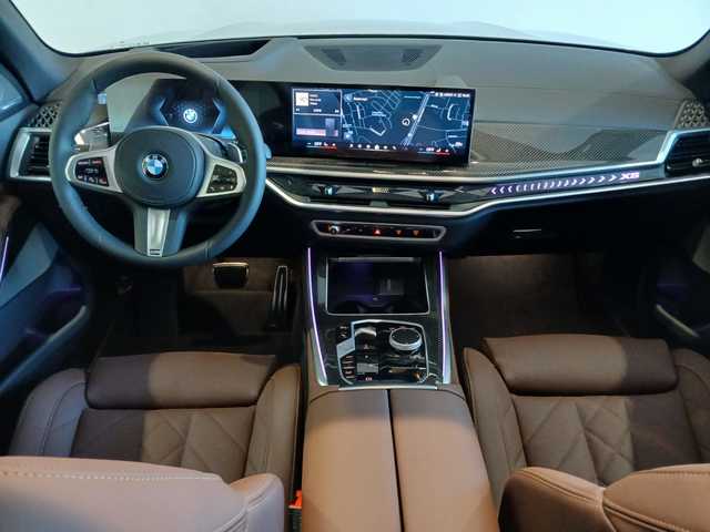 BMW X5 xDrive30d color Gris. Año 2025. 219KW(298CV). Diésel. En concesionario Adler Motor S.L. TOLEDO de Toledo
