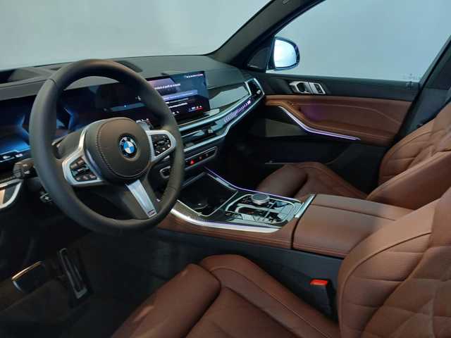 BMW X5 xDrive30d color Gris. Año 2025. 219KW(298CV). Diésel. En concesionario Adler Motor S.L. TOLEDO de Toledo