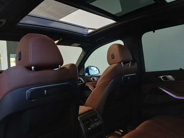 BMW X5 xDrive30d color Gris. Año 2025. 219KW(298CV). Diésel. En concesionario Adler Motor S.L. TOLEDO de Toledo