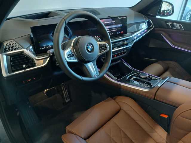 BMW X5 xDrive30d color Gris. Año 2025. 219KW(298CV). Diésel. En concesionario Adler Motor S.L. TOLEDO de Toledo