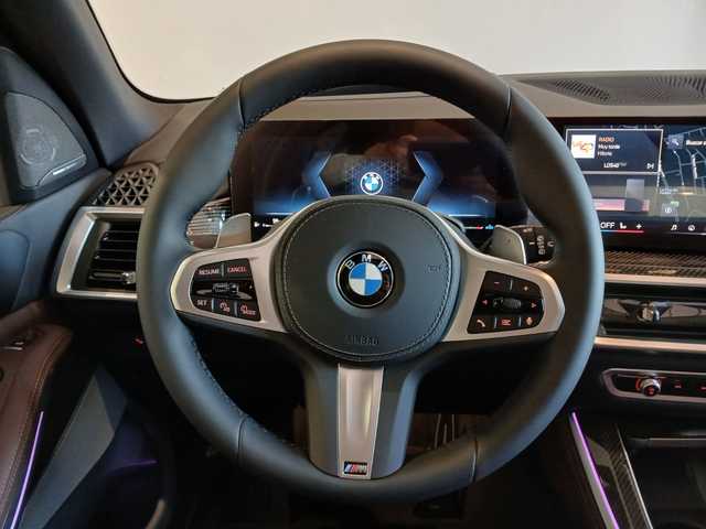 BMW X5 xDrive30d color Gris. Año 2025. 219KW(298CV). Diésel. En concesionario Adler Motor S.L. TOLEDO de Toledo