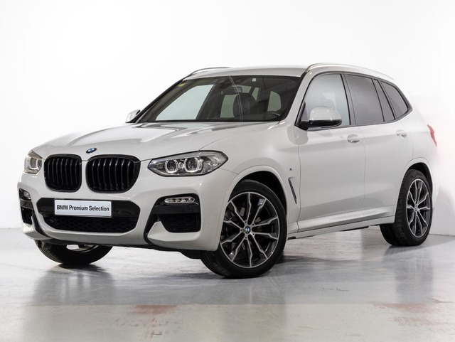 BMW X3 xDrive20d color Blanco. Año 2019. 140KW(190CV). Diésel. En concesionario Oliva Motor Girona de Girona