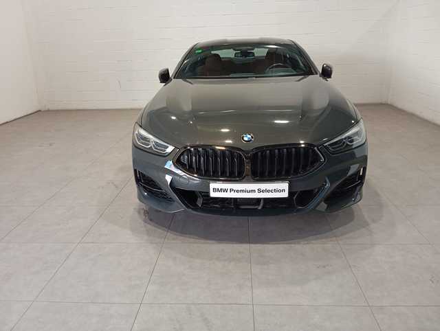 BMW Serie 8 M850i Coupe color Gris. Año 2019. 390KW(530CV). Gasolina. En concesionario Motor Munich - Terrassa - VO de Barcelona