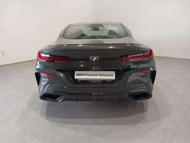 BMW Serie 8 M850i Coupe color Gris. Año 2019. 390KW(530CV). Gasolina. En concesionario Motor Munich - Terrassa - VO de Barcelona