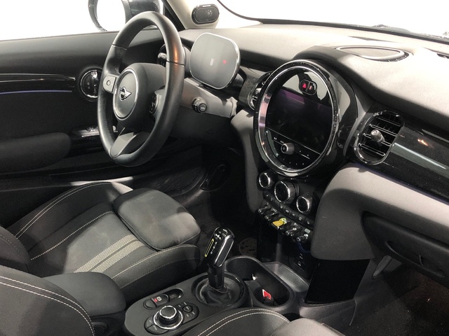 fotoG 7 del MINI MINI 3 Puertas Cooper SE 135 kW (184 CV) 184cv Eléctrico del 2023 en Madrid