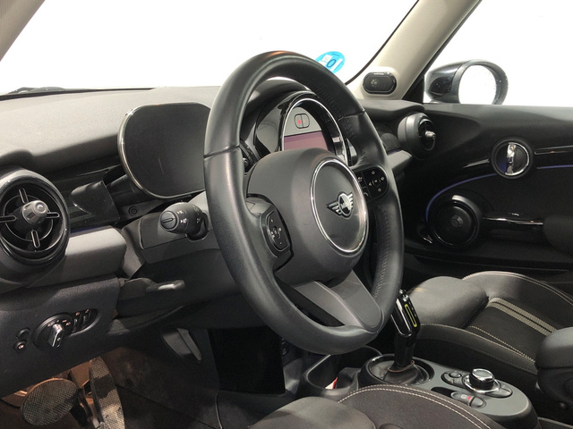 fotoG 13 del MINI MINI 3 Puertas Cooper SE 135 kW (184 CV) 184cv Eléctrico del 2023 en Madrid