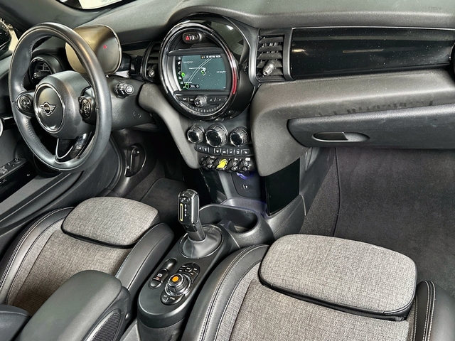 fotoG 7 del MINI MINI 3 Puertas Cooper SE 135 kW (184 CV) 184cv Eléctrico del 2021 en Asturias