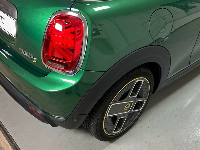 fotoG 12 del MINI MINI 3 Puertas Cooper SE 135 kW (184 CV) 184cv Eléctrico del 2021 en Asturias