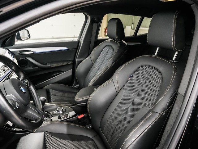 BMW X2 sDrive16d color Negro. Año 2024. 85KW(116CV). Diésel. En concesionario Oliva Motor Tarragona de Tarragona