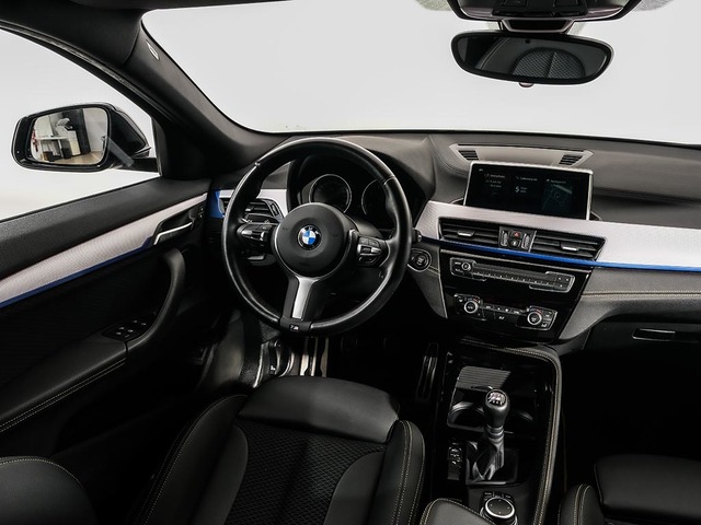 BMW X2 sDrive16d color Negro. Año 2024. 85KW(116CV). Diésel. En concesionario Oliva Motor Tarragona de Tarragona