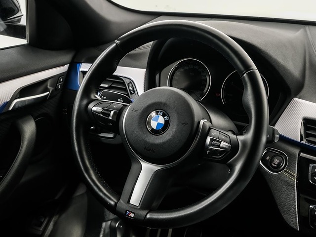BMW X2 sDrive16d color Negro. Año 2024. 85KW(116CV). Diésel. En concesionario Oliva Motor Tarragona de Tarragona