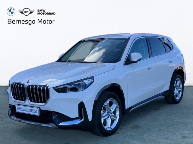 BMW X1 sDrive18d color Blanco. Año 2024. 110KW(150CV). Diésel. En concesionario Bernesga Motor León (Bmw y Mini) de León