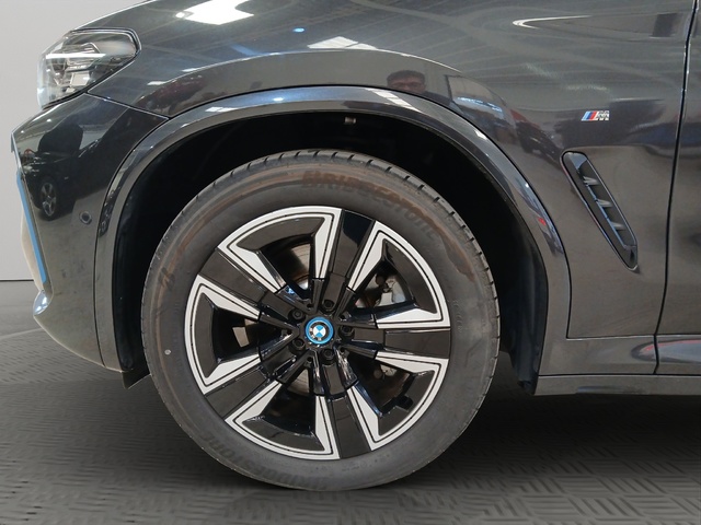 BMW iX3 M Sport color Gris. Año 2023. 210KW(286CV). Eléctrico. En concesionario FINESTRAT Automoviles Fersan, S.A. de Alicante