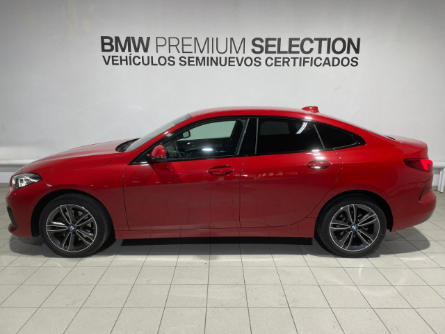 BMW Serie 2 218d Gran Coupe color Rojo. Año 2024. 110KW(150CV). Diésel. En concesionario Hispamovil, Orihuela de Alicante
