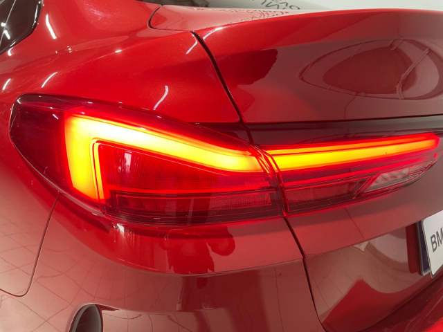 BMW Serie 2 218d Gran Coupe color Rojo. Año 2024. 110KW(150CV). Diésel. En concesionario Hispamovil, Orihuela de Alicante